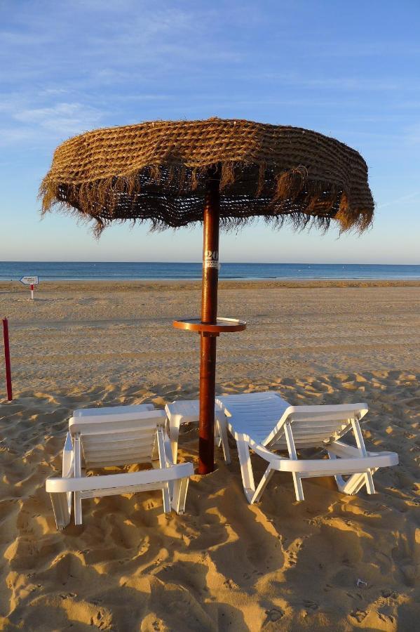 Monte Gordo Beach Flat With Balcony 외부 사진